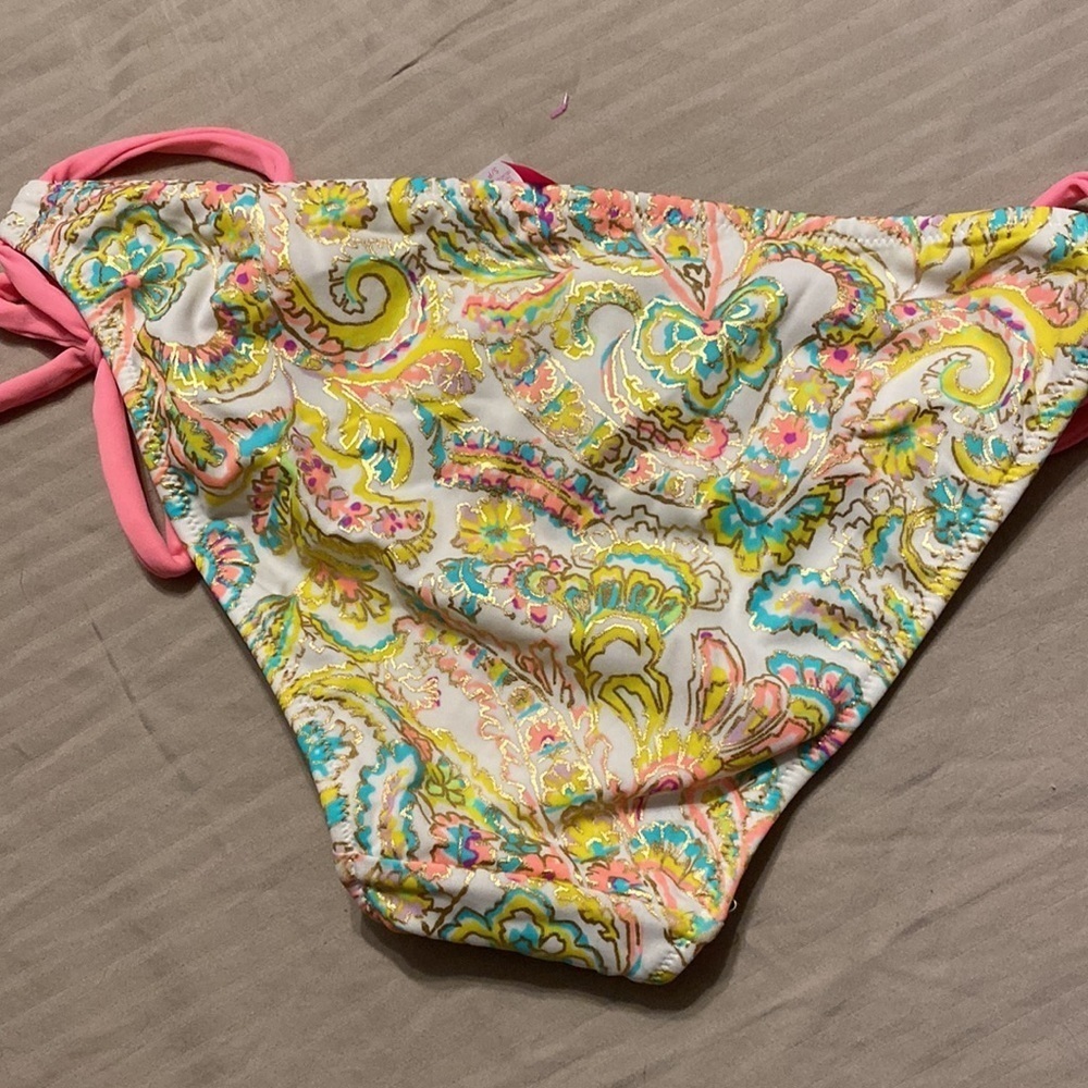 Victorias Secret side tie Paisley bottom🏖 - Picture 4 of 4